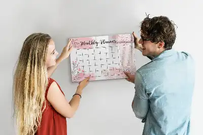 Magnetisk månadsplanerare i rosa utförande med penna