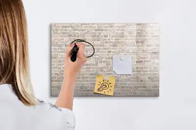 Magnetisk tavla med penna motiv med tegelvägg