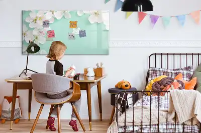Magnetisk tavla med penna motiv med flytande tusenskönor