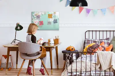Magnetisk tavla med penna motiv med flytande tusenskönor