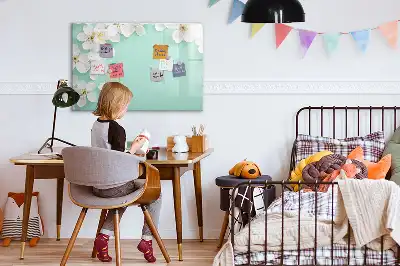 Magnetisk tavla med penna motiv med flytande tusenskönor