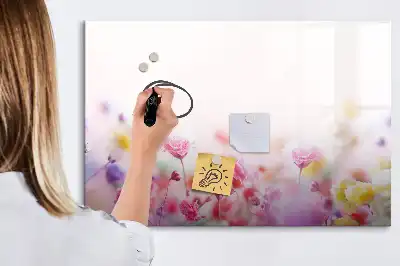 Magnetisk rittavla med motiv av ängsblommor
