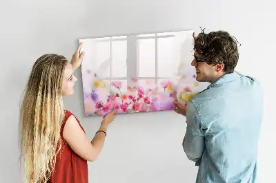 Magnetisk rittavla med motiv av ängsblommor