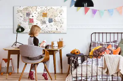 Magnetisk tavla med vintage världskarta och penna