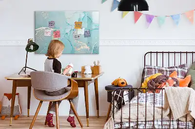 Magnetisk rittavla med dekorativt marmormönster