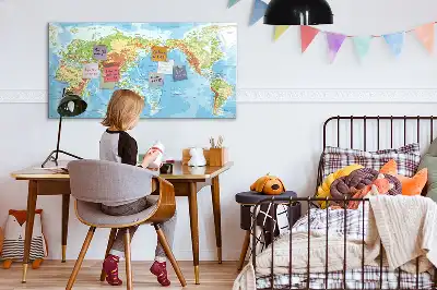 Magnetisk rittavla med motiv av en fysisk världskarta