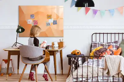 Magnetisk rittavla med triangelabstraktion