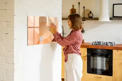 Magnetisk rittavla med triangelabstraktion