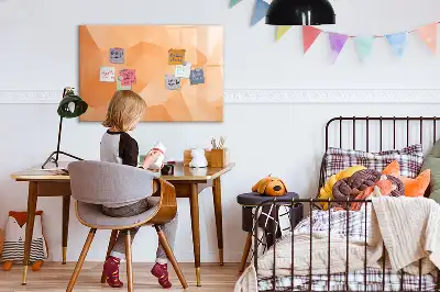 Magnetisk rittavla med triangelabstraktion