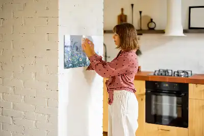 Magnetisk rittavla fjäril på ängen