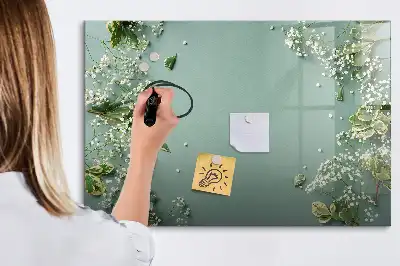 Magnetisk tavla med penna med motiv av subtila blommor