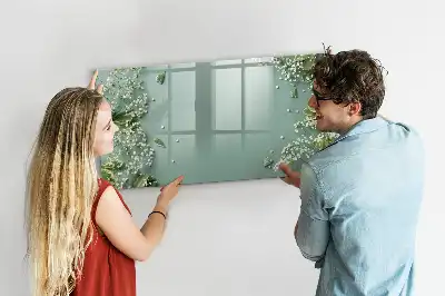 Magnetisk tavla med penna med motiv av subtila blommor