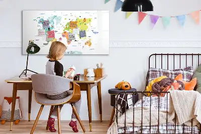 Magnetisk tavla med djurmotiv världskarta inklusive penna