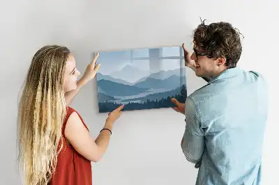 Magnetisk tavla med penna och motiv av bergslandskap