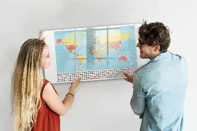 Magnetisk rittavla med motiv av en geografisk världskarta