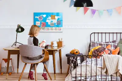 Magnetisk rittavla med konturkarta över länder