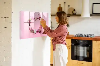 Magnetisk tavla med penna hjärtmotiv med blommor