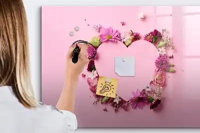 Magnetisk tavla med penna hjärtmotiv med blommor