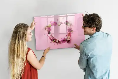 Magnetisk tavla med penna hjärtmotiv med blommor