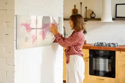 Magnetisk tavla med akvarellvärldskarta och penna