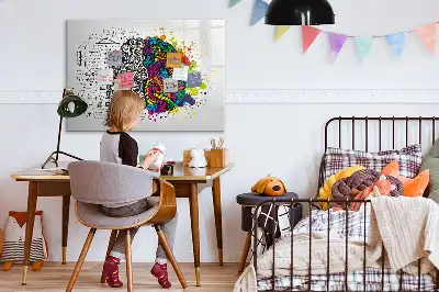 Magnetisk tavla med penna och motiv av hjärnabstraktion