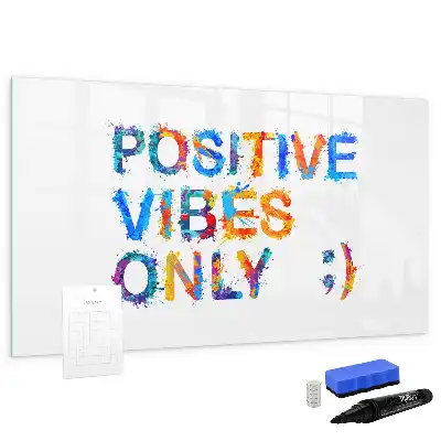 Magnetisk tavla med penna med motiv av ett positivt citat