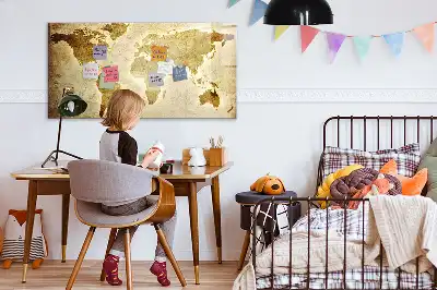 Magnetisk rittavla med motiv av gammal världskarta