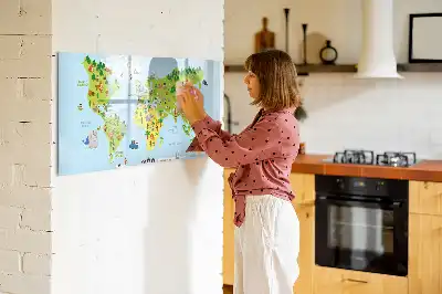 Kulturell världskarta magnetisk tavla med penna