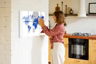 Magnetisk rittavla med motiv av kosmisk världskarta