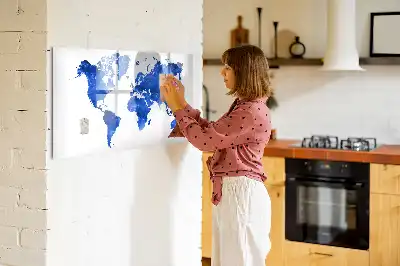 Magnetisk rittavla med motiv av kosmisk världskarta