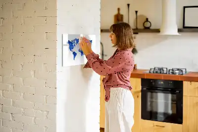Magnetisk rittavla med motiv av kosmisk världskarta