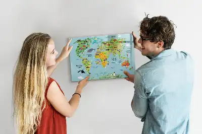 Magnetisk rittavla med motiv av världskarta och djur