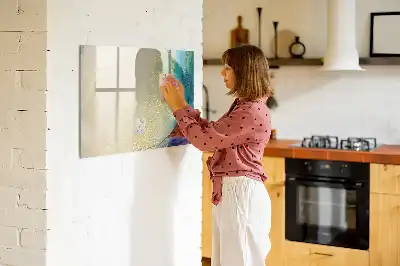 Magnetisk rittavla i färgstarkt marmormönster