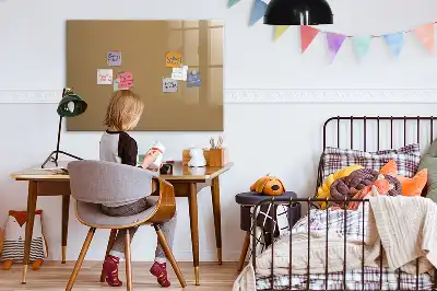 Magnetisk tavla med penna i mörkbeige