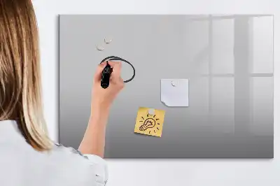 Magnetisk tavla med penna ljusgrå