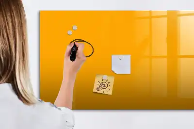 Magnetisk rittavla i guldgul färg