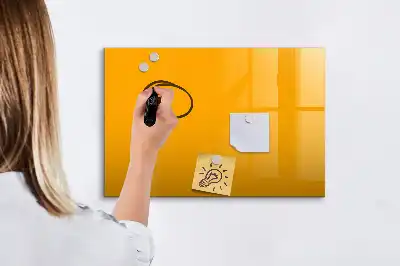 Magnetisk rittavla i guldgul färg