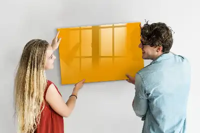 Magnetisk rittavla i guldgul färg