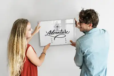 Magnetisk tavla med penna äventyrsmotiv