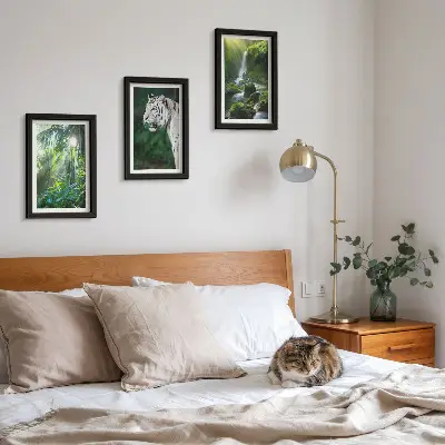 Tavelvägg med 3 motiv djungel med vit tiger och vattenfall