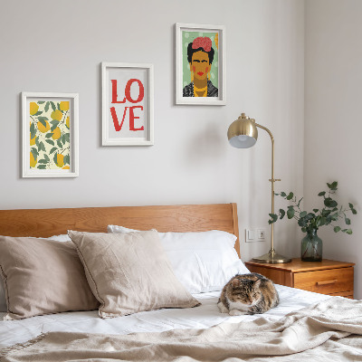 Triptyk tavla med ram Citroner med inskriptionen LOVE målat porträtt av Frida Kahlo