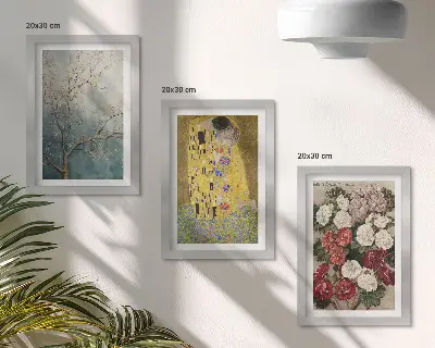 Tavelvägg med 3 tavlor med motiv av blommor och träd i Gustav Klimts stil
