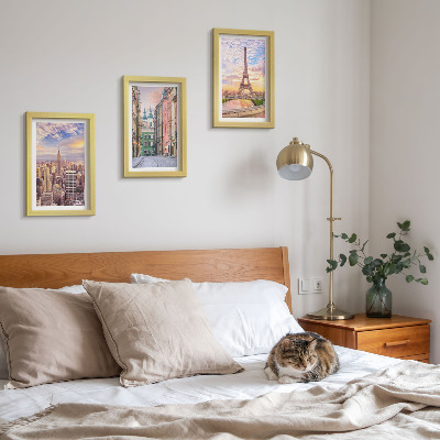 Posterpaket Utsikt över städerna New York, Paris och Warszawa i skymningen