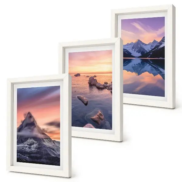 Triptyk med landskap tavla med ram föreställande berg, sjöar och solnedgångar