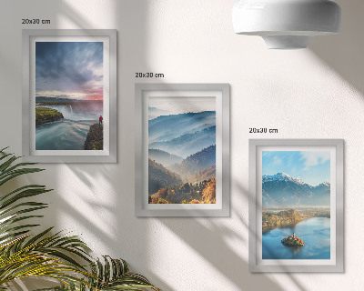 Posterpaket Pittoreska bergslandskap och vattenfall i naturen