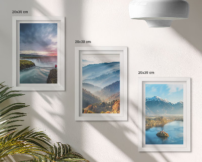 Posterpaket Pittoreska bergslandskap och vattenfall i naturen