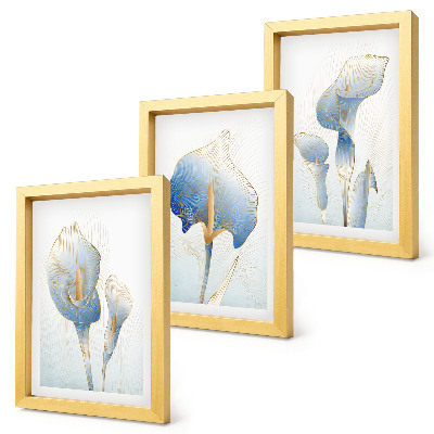 Triptyk tavla med ram Fina blå blommor mot en ljus bakgrund