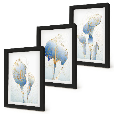 Triptyk tavla med ram Fina blå blommor mot en ljus bakgrund