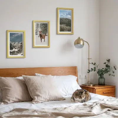 Tavelvägg med 3 motiv berg med snö, rådjur i skogen och landskap