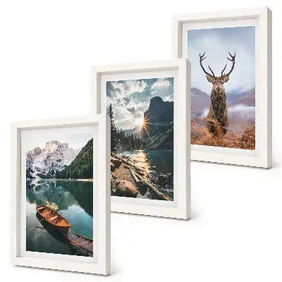 Triptyk tavla med ram bergsjömotiv med båt, solnedgång och hjort i naturen